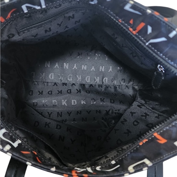 DKNY Women's Tilly Shopper Tote - Picture 3 of 3